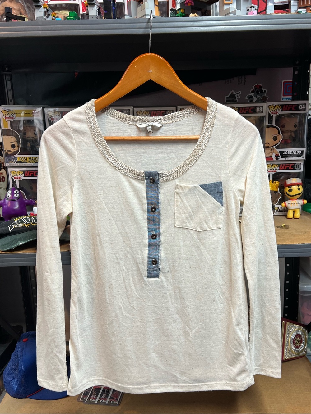 BKE Woman’s Half Button Long Sleeve Shirt